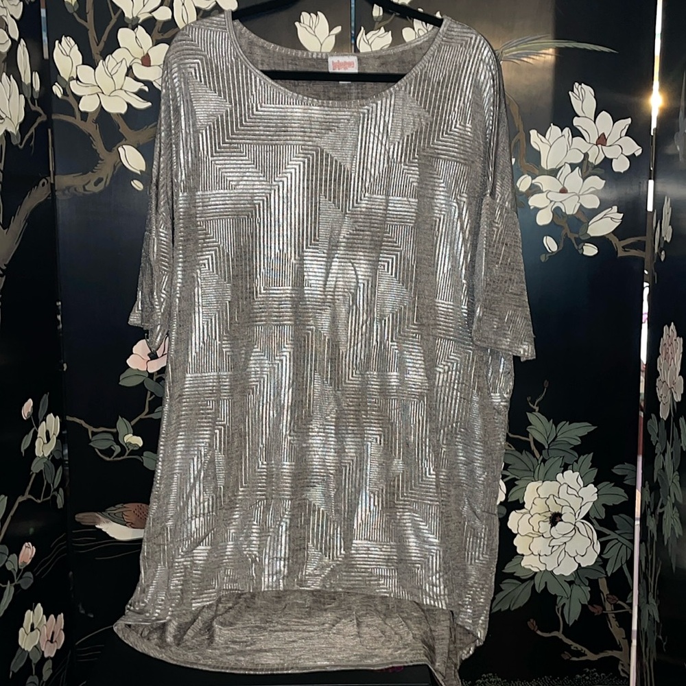 LuLaroe Shiny Champagne Color Shirt - Size 2X